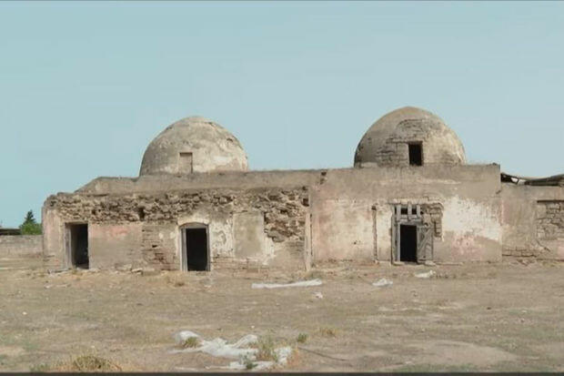 Bakı milyonçusunun adını daşıyan hamam mal-qara üçün otlaq sahəsinə çevrilib