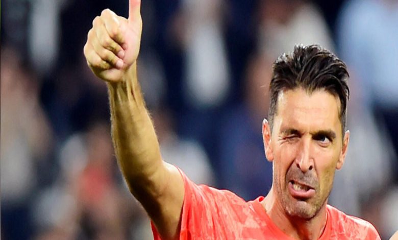 Buffon karyerasını bitirdi