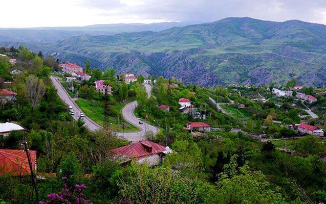 Fransa Aİ ölkələri diplomatlarının Laçında bayram tədbirində iştirakını əngəlləməyə cəhd edib