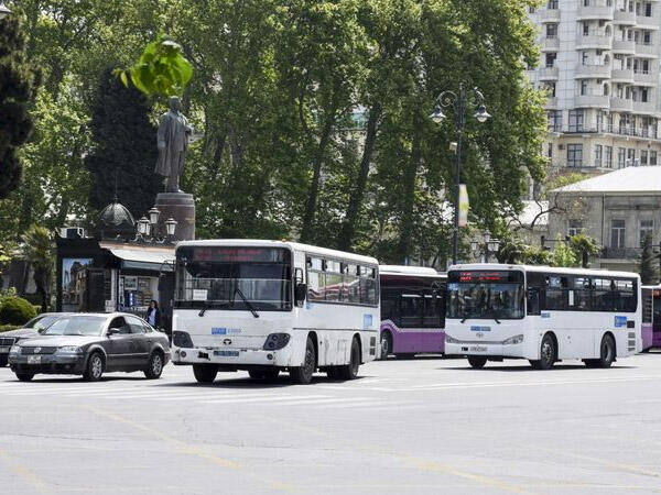 Avtobusların gecikməsi problem olaraq qalmaqdadır