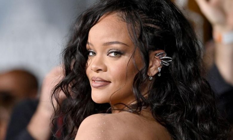 Rihanna illər sonra dəyişdi - FOTO