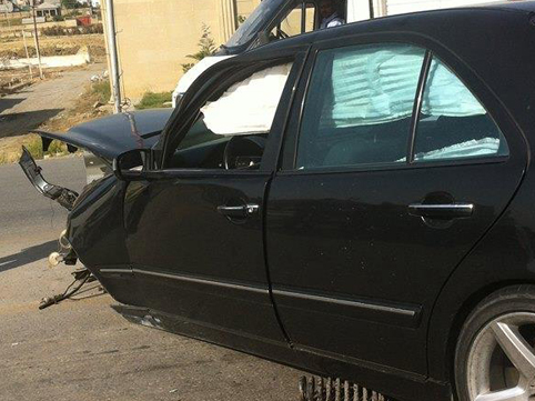 Bakıda "07" ilə "Mercedes"lə toqquşdu