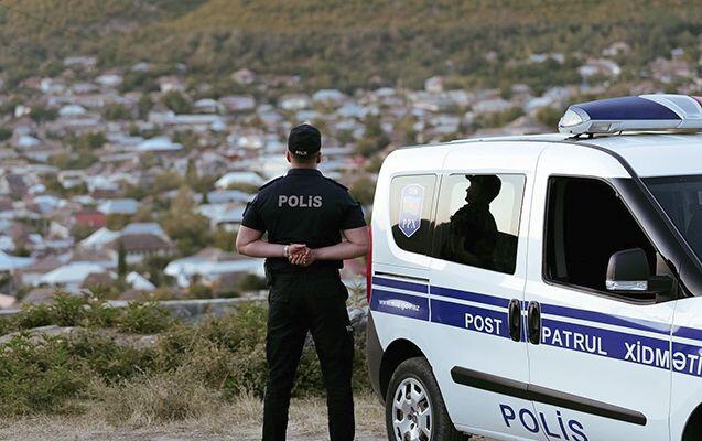 Bakıda günorta vaxtı məktəblini "oğurlamaq" istəyən 14 yaşlı yeniyetmə saxlanıldı