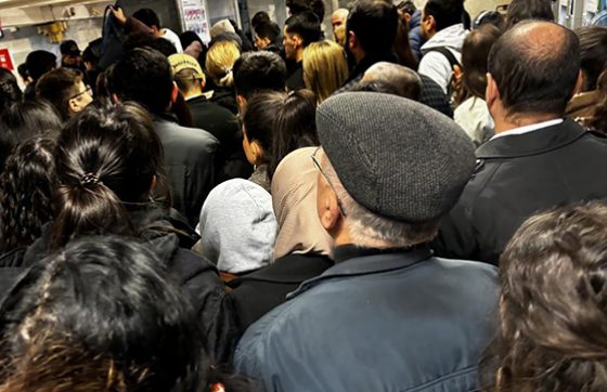 Bakı metrosunun bugünkü vəziyyəti... - FOTO