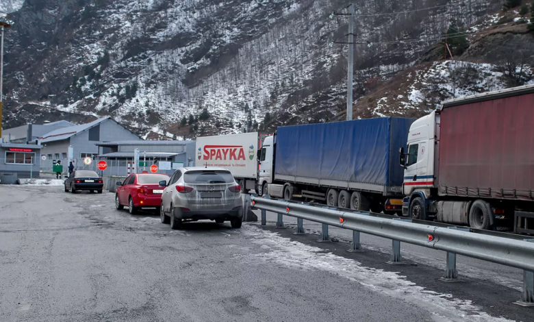 Ermənistanı Rusiya ilə birləşdirən yeganə quru yol bağlandı